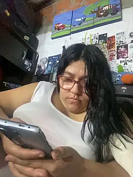 Snapshot of dafne19_ chatting on November 20, 4:12 am dafne19 online show from November 20, 4:12 am