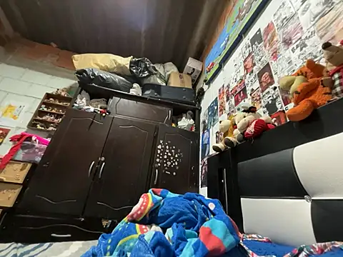 Snapshot of dafne19_ chatting on May 8, 4:07 am dafne19 online show from May 8, 4:07 am