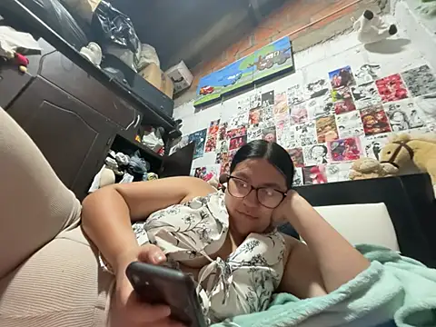 Snapshot of dafne19_ chatting on May 24, 6:18 am dafne19 online show from May 24, 6:18 am