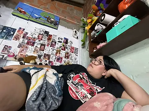 Snapshot of dafne19_ chatting on June 11, 3:15 am dafne19 online show from June 11, 3:15 am