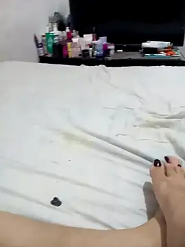 ambarlennoix online show from January 24, 7:19 am