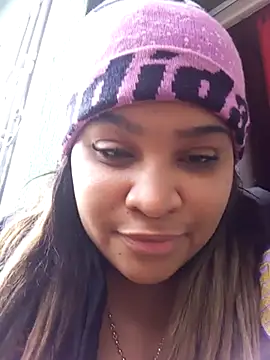 ambarlennoix online show from February 9, 12:08 pm