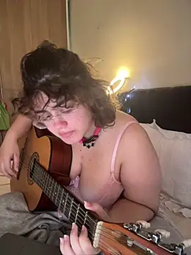 Snapshot of yudrayeb chatting on January 19, 7:58 pm yudrayeb online show from January 19, 7:58 pm