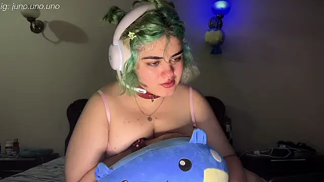 Snapshot of yudrayeb chatting on February 17, 11:09 pm yudrayeb online show from February 17, 11:09 pm