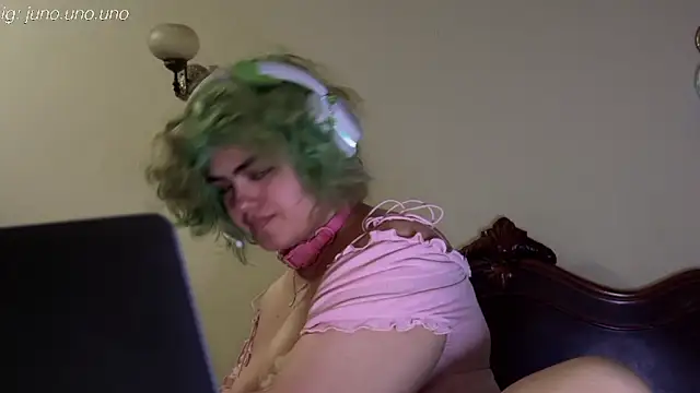 Snapshot of yudrayeb chatting on March 2, 2:51 am yudrayeb online show from March 2, 2:51 am