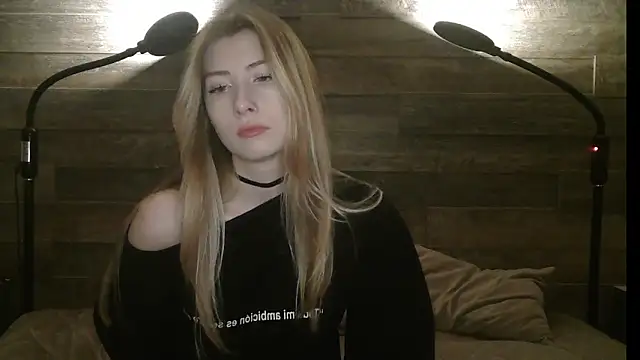 ErikaShyy online show from November 26, 10:49 am