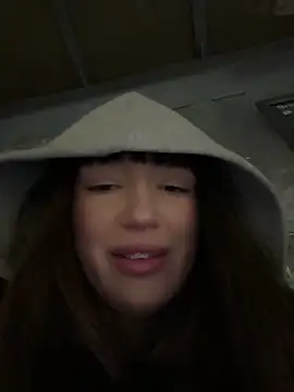 Snapshot of Sophie_Avory chatting on January 7, 5:59 pm Sophie Avory online show from January 7, 5:59 pm