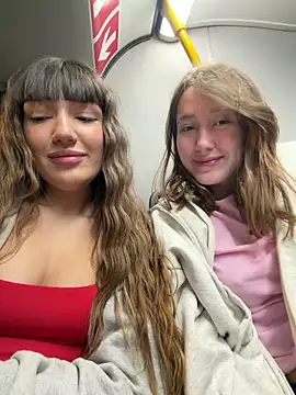 Snapshot of Sophie_Avory chatting on February 5, 3:27 pm Sophie Avory online show from February 5, 3:27 pm