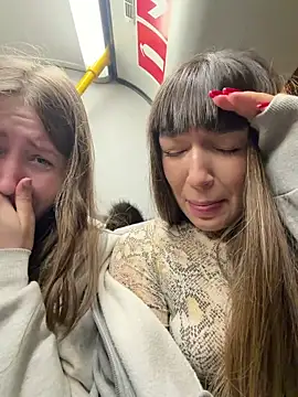 Snapshot of Sophie_Avory chatting on February 19, 5:42 pm Sophie Avory online show from February 19, 5:42 pm