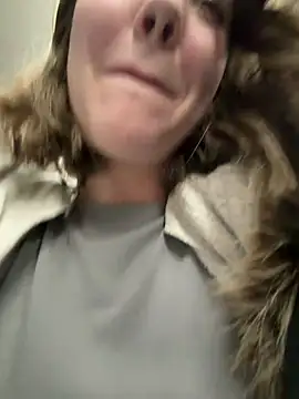 Snapshot of Sophie_Avory chatting on March 10, 5:07 pm Sophie Avory online show from March 10, 5:07 pm