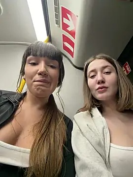 Snapshot of Sophie_Avory chatting on March 12, 5:19 pm Sophie Avory online show from March 12, 5:19 pm