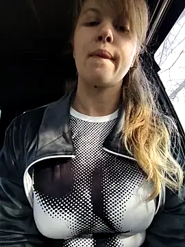 Snapshot of astiSWEET chatting on November 11, 7:41 am astiSWEET online show from November 11, 7:41 am