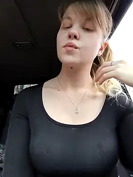 Snapshot of astiSWEET chatting on November 13, 8:57 am astiSWEET online show from November 13, 8:57 am