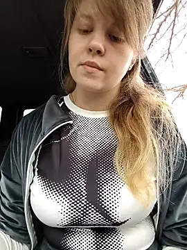 Snapshot of astiSWEET chatting on November 19, 8:58 am astiSWEET online show from November 19, 8:58 am