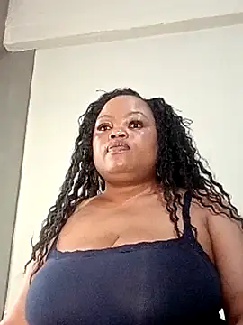 hugemelonsxxx online show from October 28, 10:30 am