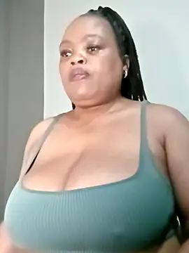 Snapshot of hugemelonsxxx chatting on June 24, 5:34 pm hugemelonsxxx online show from June 24, 5:34 pm