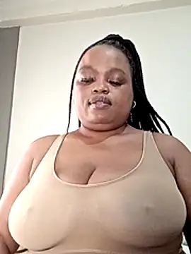 Snapshot of hugemelonsxxx chatting on June 29, 1:33 pm hugemelonsxxx online show from June 29, 1:33 pm