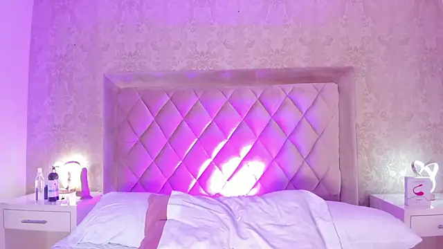 Snapshot of LiaFlowers chatting on January 21, 4:21 am LiaFlowers online show from January 21, 4:21 am