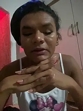 Snapshot of alexatransgata chatting on December 21, 3:46 am alexatransgata online show from December 21, 3:46 am