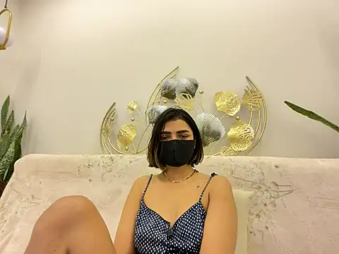 Snapshot of MaYaa__11 chatting on February 18, 12:17 pm MaYaa 11 online show from February 18, 12:17 pm