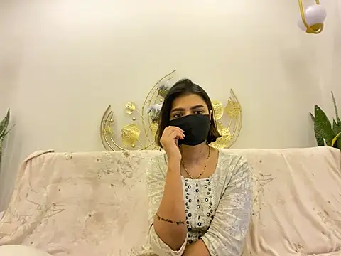 Snapshot of MaYaa__11 chatting on February 28, 1:14 pm MaYaa 11 online show from February 28, 1:14 pm