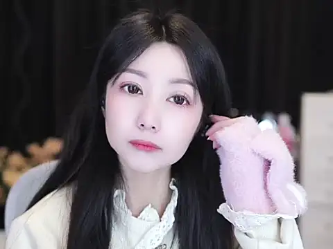 Nuyoah-77 online show from December 20, 7:59 am