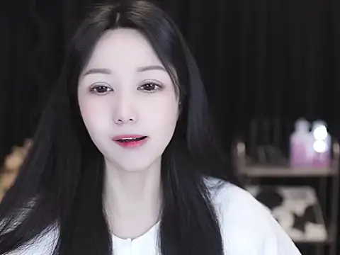 Nuyoah-77 online show from March 7, 8:33 am