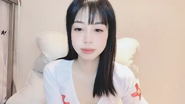 -Hottie online show from December 10, 3:01 pm