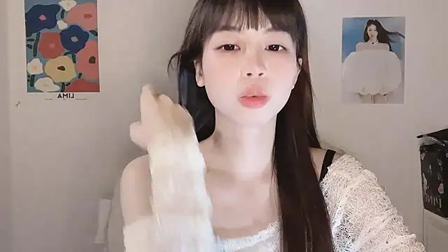 -Hottie online show from November 10, 4:17 pm