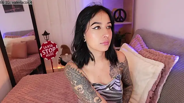 ValeriaCox online show from November 22, 3:00 pm