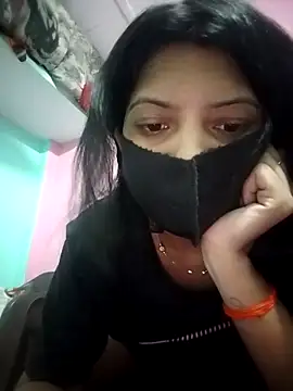 Hotty-Divya online show from April 29, 2:59 am
