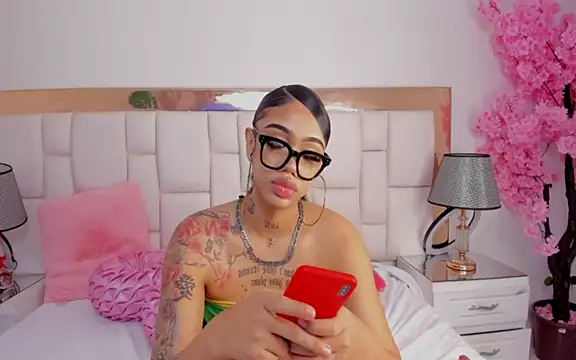 Mia Jansen online show from January 10, 12:17 am