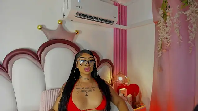 Snapshot of Mia_Jansen chatting on July 9, 1:48 pm Mia Jansen online show from July 9, 1:48 pm