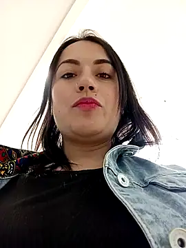 Lesly 10- online show from February 3, 8:35 pm