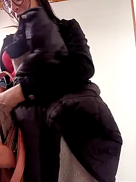 Lesly 10- online show from March 18, 8:26 pm