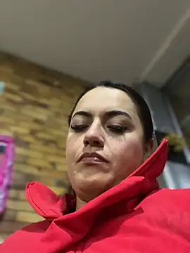 Lesly 10- online show from February 6, 12:30 pm