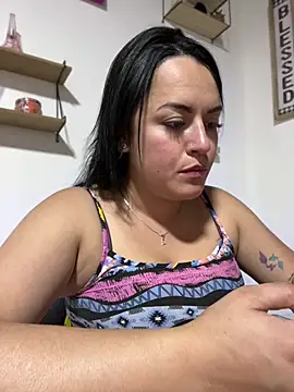 Snapshot of Lesly_10- chatting on July 15, 9:53 pm Lesly 10- online show from July 15, 9:53 pm