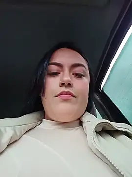 Snapshot of Lesly_10- chatting on July 18, 9:51 pm Lesly 10- online show from July 18, 9:51 pm