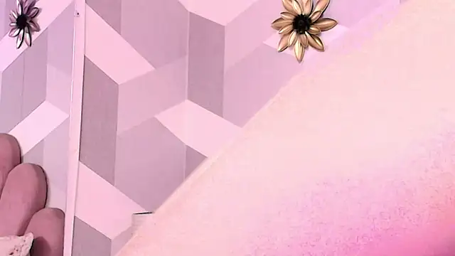 KylieMonnett online show from January 13, 6:24 pm