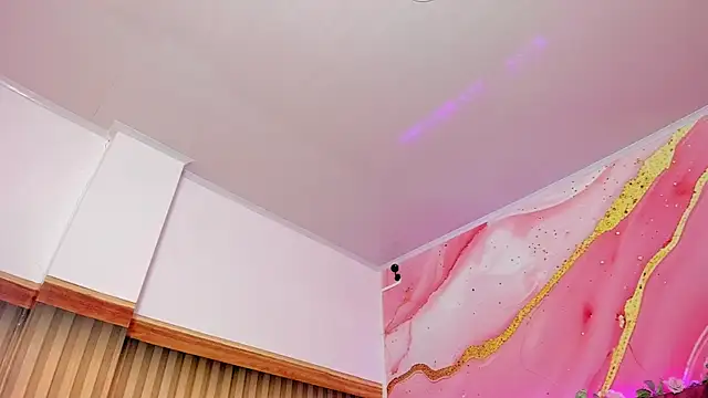 Snapshot of melody_paris chatting on September 27, 10:53 am melody paris online show from September 27, 10:53 am