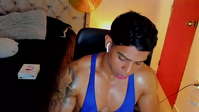 Andrew wolf7 online show from November 27, 8:05 am