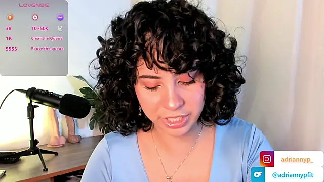 adriannyp 1 online show from February 8, 6:17 am