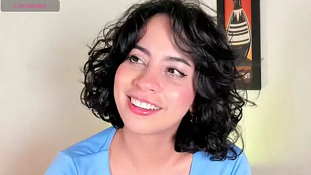 adriannyp 1 online show from May 2, 5:01 am