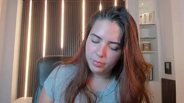 Lyssa Muller online show from October 27, 7:18 pm