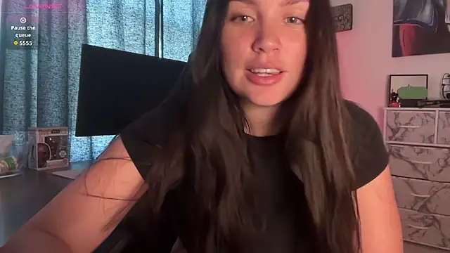 Snapshot of sweetsariaah chatting on November 21, 6:06 pm sweetsariaah online show from November 21, 6:06 pm