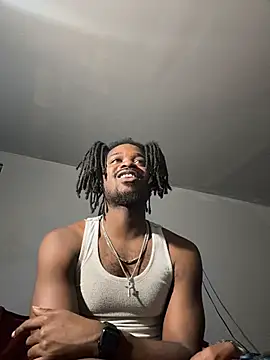 SluttyLyfe4L online show from April 28, 8:25 pm