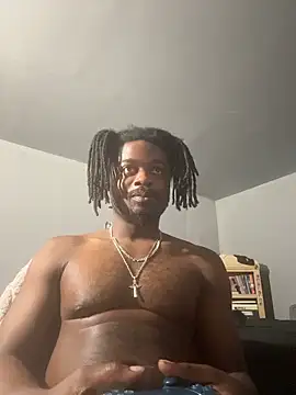 Snapshot of SluttyLyfe4L chatting on May 3, 10:43 am SluttyLyfe4L online show from May 3, 10:43 am