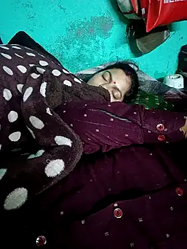 Lustyful Couple online show from December 19, 4:47 pm