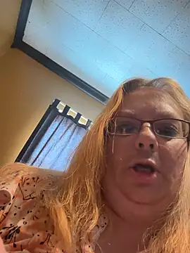 CherishWilliams online show from May 3, 7:20 pm