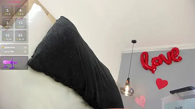 SOFIAGOEZ30 online show from February 28, 11:22 am